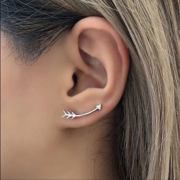 Free People Jewelry - FESTIVAL CRAWLER SILVER TONE MINIMALIST STUD EARRINGS